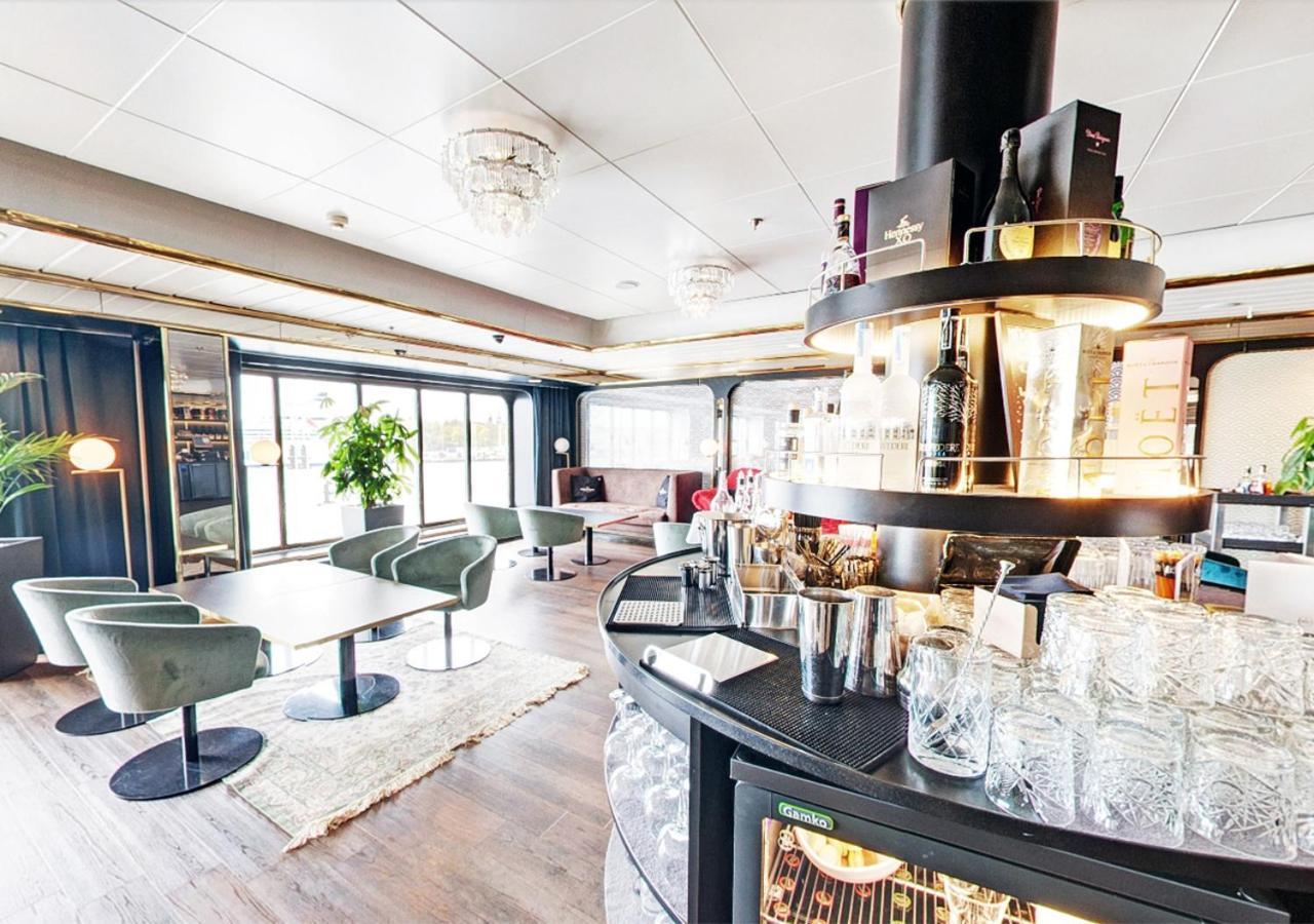 Hotel Viking Line Ferry Gabriella - One-Way Journey From Helsinki To Stockholm Extérieur photo
